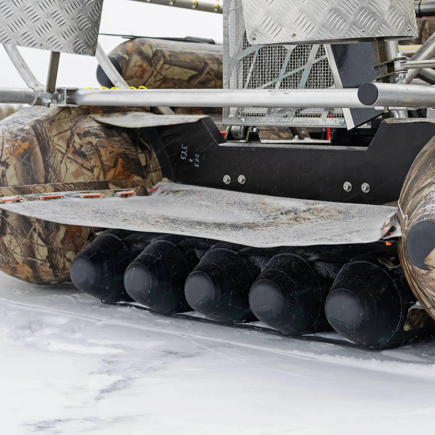 Airboat Model 560